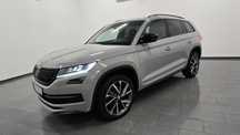 Skoda Kodiaq RS WIRTUAL BILEDY Neon Kamera360 Navi dvd alu19 ACC SPORT 4x4 Webasto
