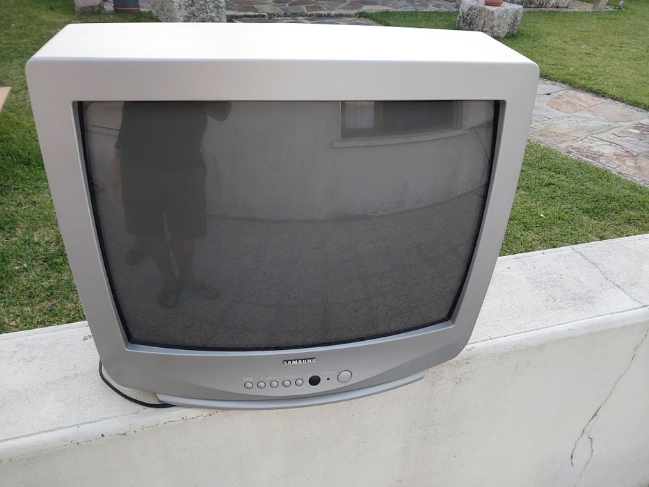 Tv com tdt antiga