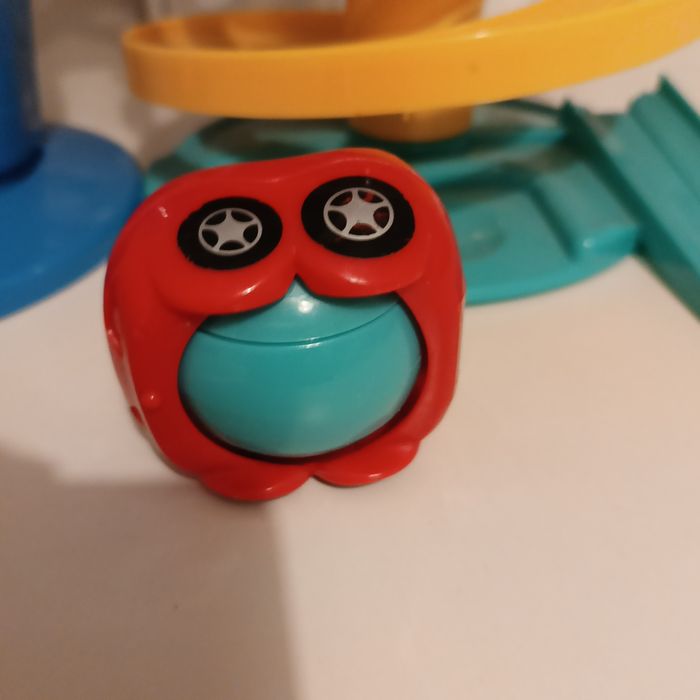 Zjeżdżalnia dla autka