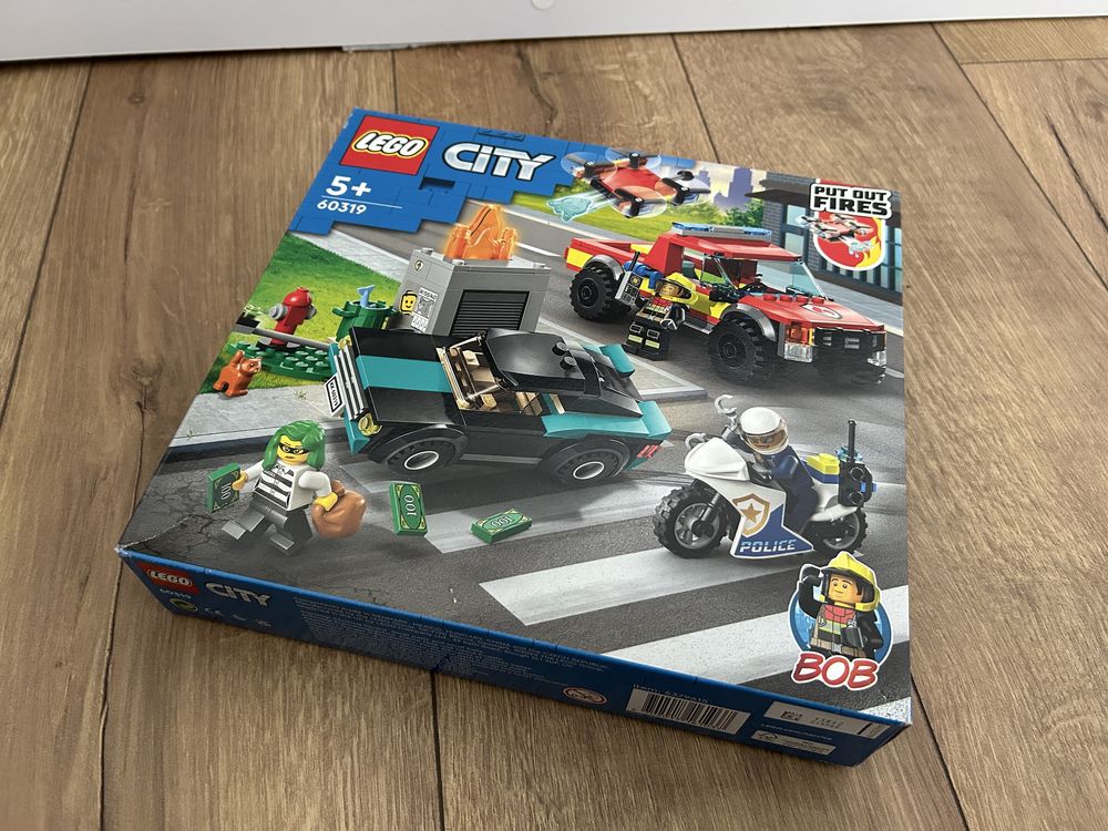 LEGO 60319 City - Akcja strażacka i policyjny pościg