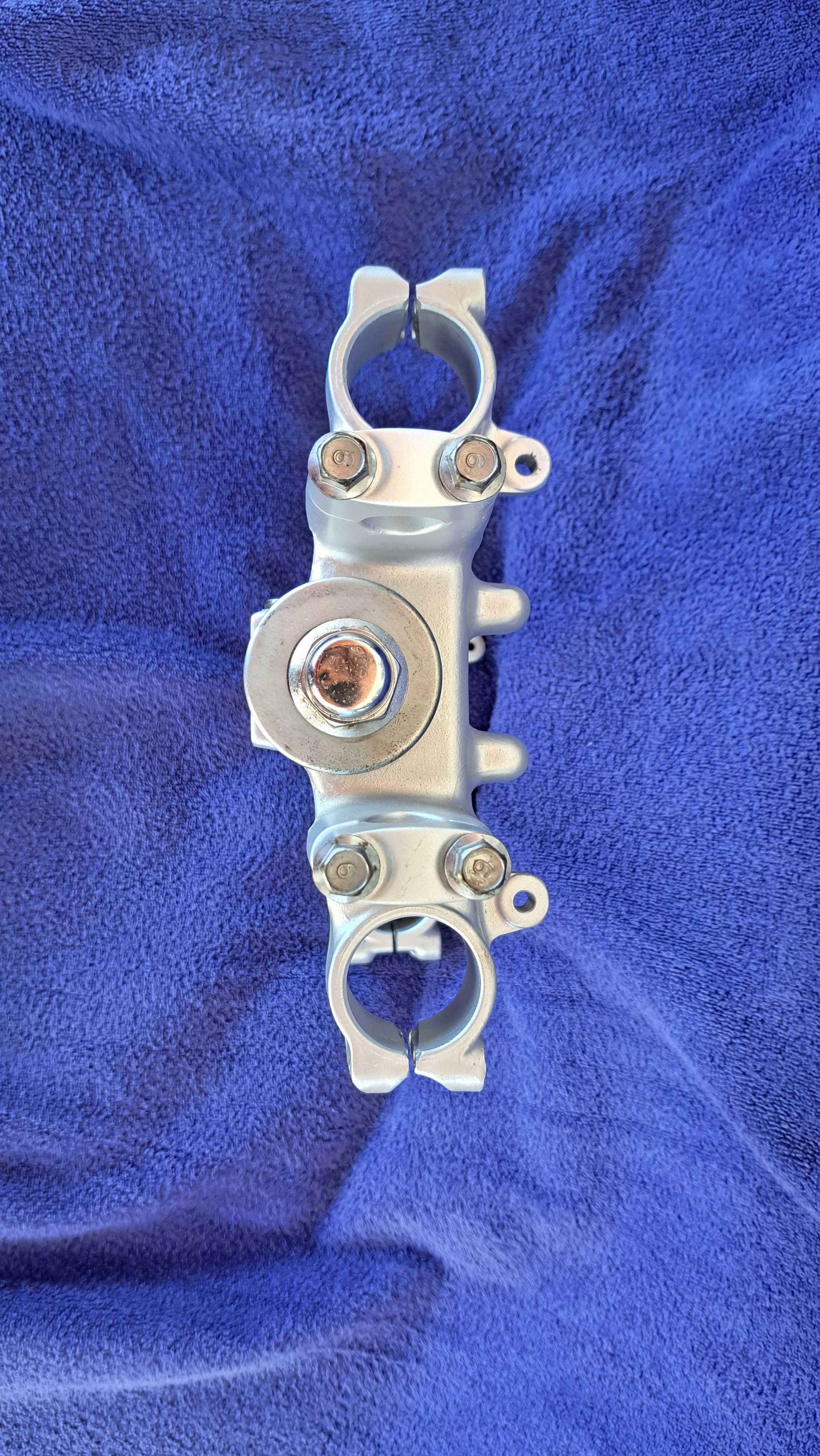 Peças DTR 125cc (Mesa de direcção completa)
