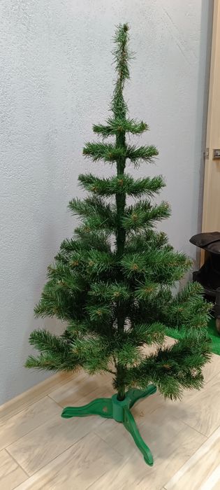 Ялинка штучна 125 см