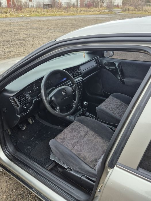 Вектра Б 1.8 BENZIN