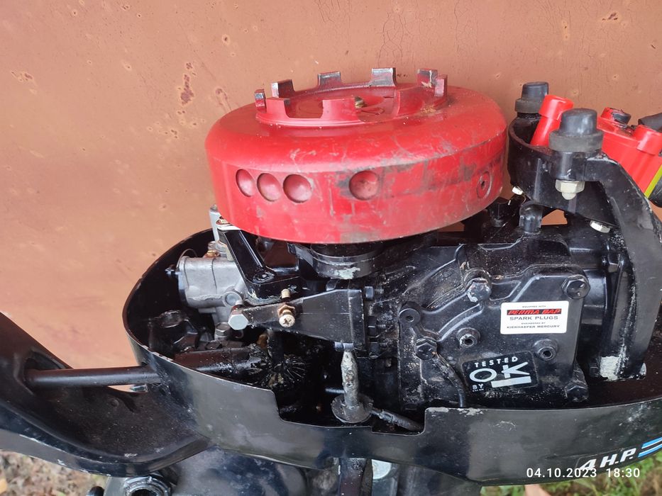 Продам двигун MERCURY MARINE 4 H.P.