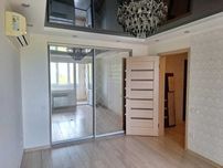 Продам двухкомнатную квартиру на поселке Котовского/Пересыпский