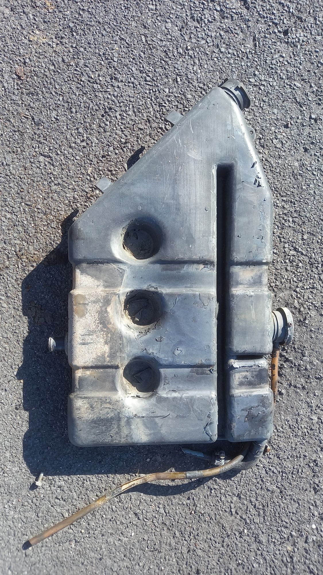 Zbiornik płynu chłodniczego wody MAN vw g90 8.150 10.150