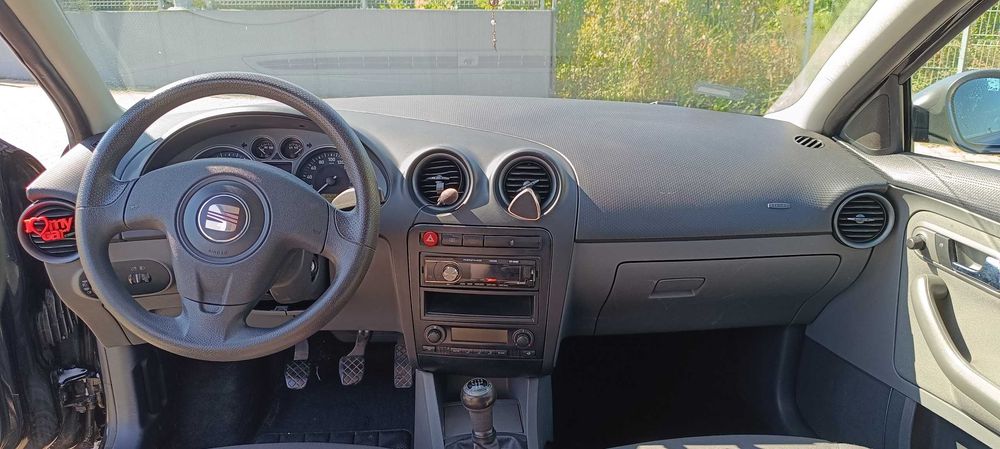 Seat Ibiza 1.4 benzyna 100KM 2006r