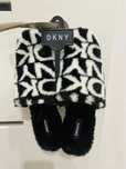 DKNY_Damskie klapki 39
