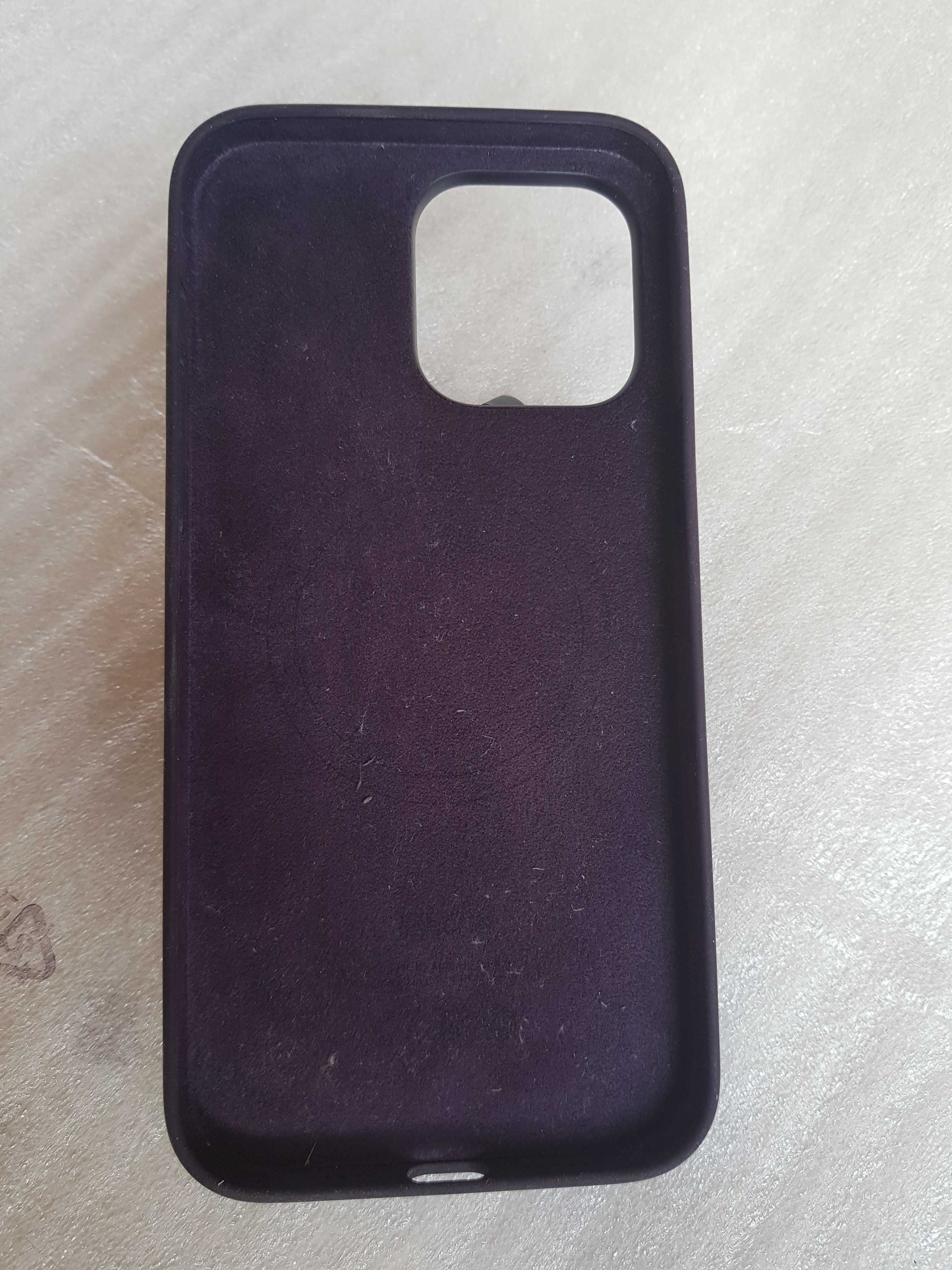etui ajfon 14 pro-używane