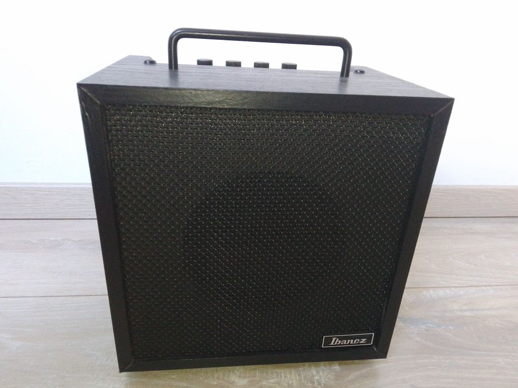 Wzmacniacz basowy Ibanez IBZ10B v2