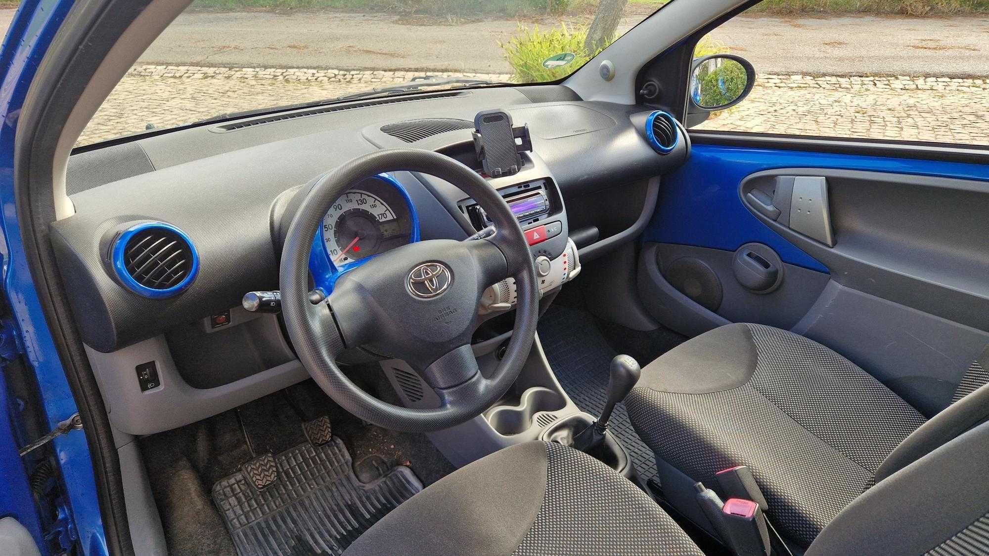 Toyota Aygo 1.0 gasolina 68CV