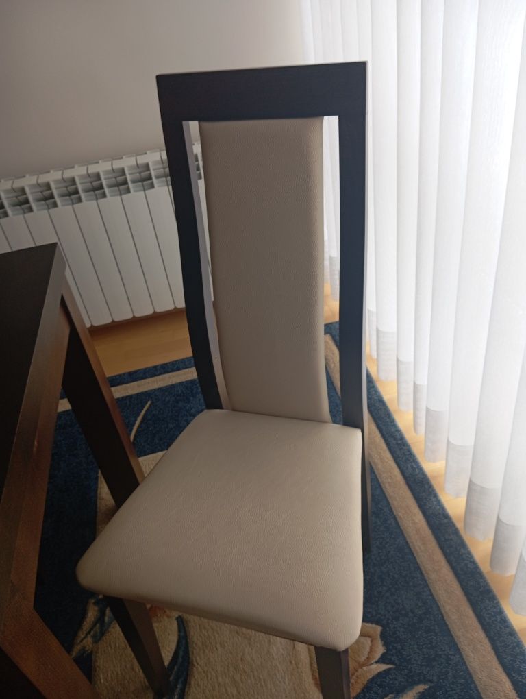 Stół + 6 krzeseł