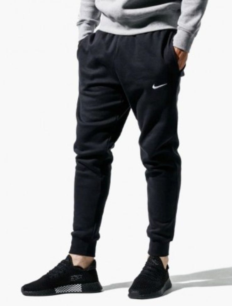 Новые оригинальные штаны Nike M