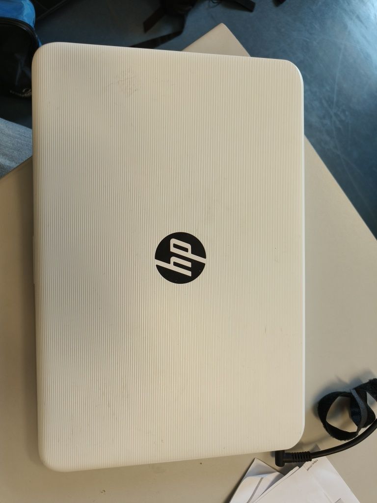 Portátil HP TPN-Q183