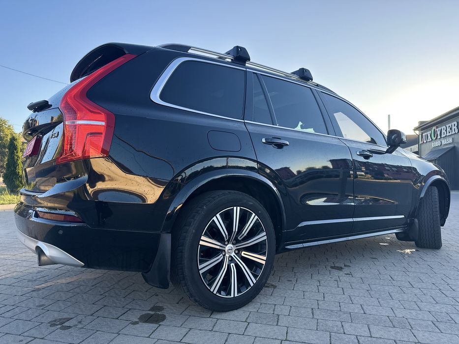 Продам Volvo XC90