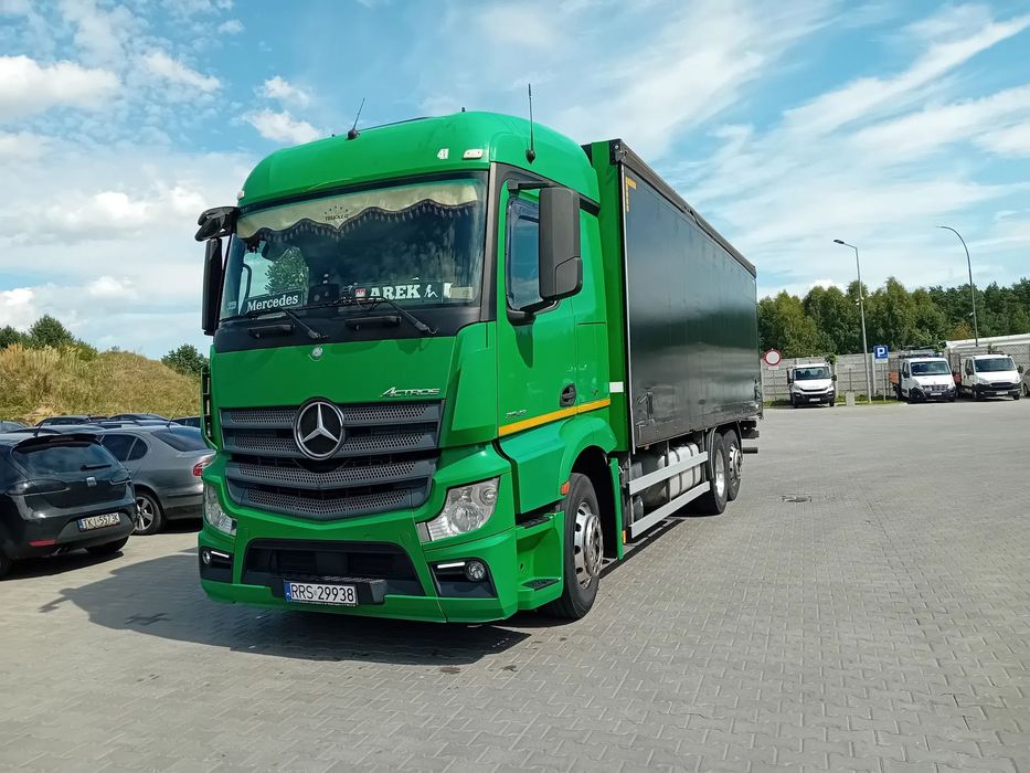 Mercedes-Benz Actros 25430  Mercedes Actros 25430 Tempomat Aktywny Firanka/Napojówka Super Stan