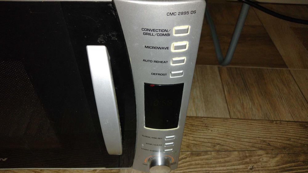 Мікрохвильова піч Candy CMC 2895 DS