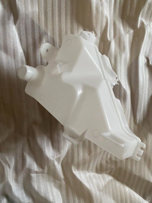 Бачок омывателя Mazda 3 BP, Mazda CX30 2019-2022 USA