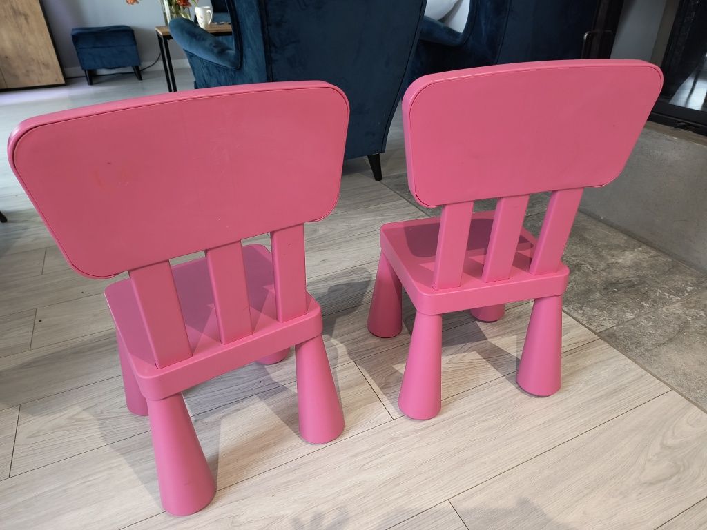 Krzesełko dziecięce mammut Ikea różowe.