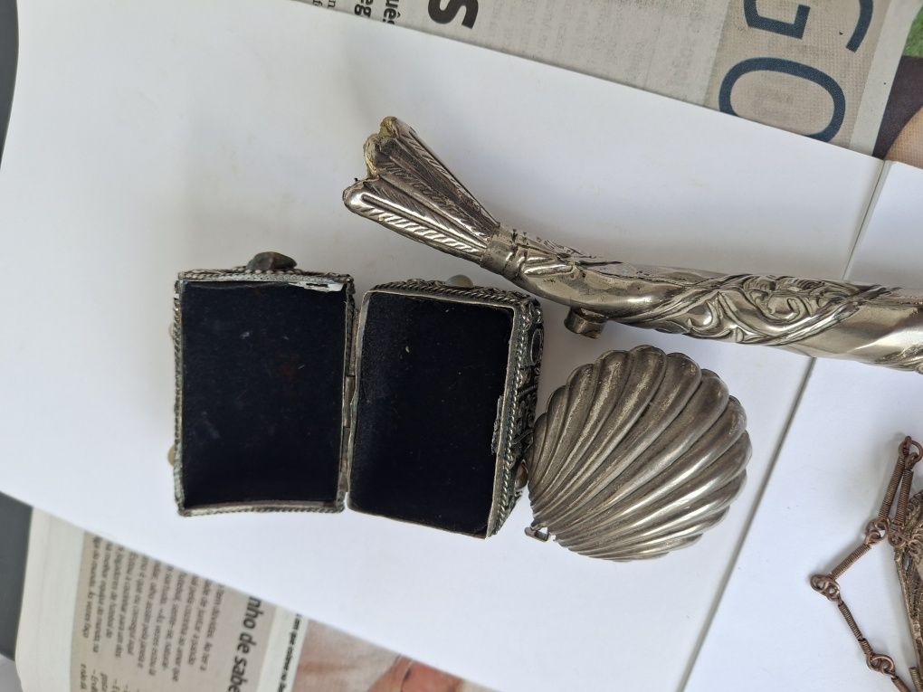 Lote peças vintage em metal