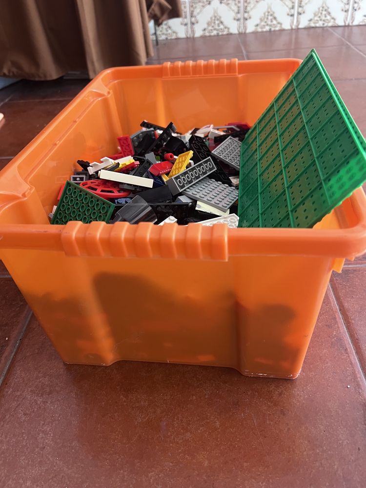 Caixa de Legos Variados