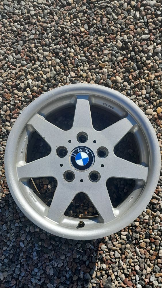 Felgi 15” z rantem