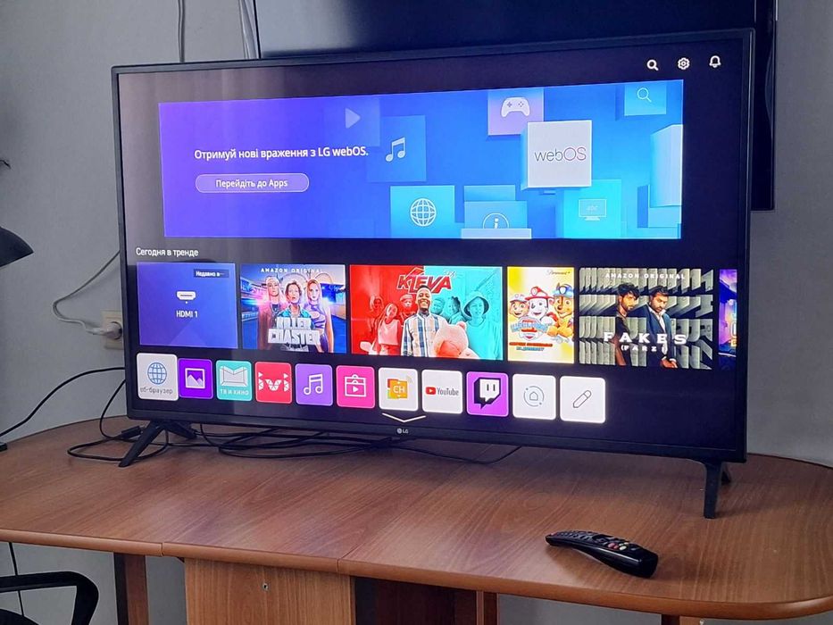 Телевізор LG 49" Smart TV 4K Ultra HD