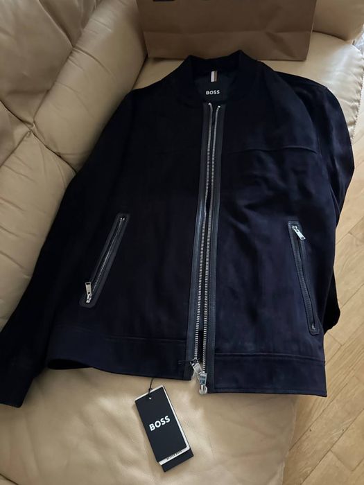 Замшевая куртка Boss с кожаными вставками