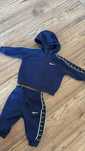 Dres niemowlęcy Nike r.56/60