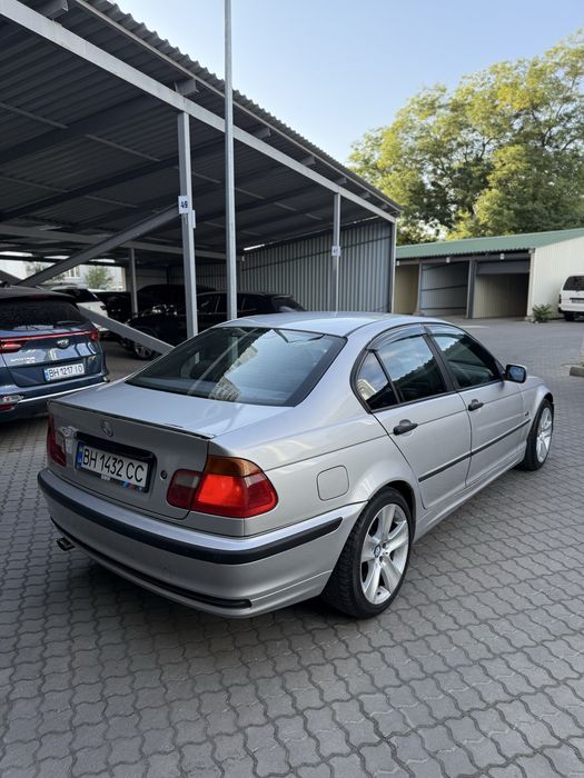 Продам BMW e46 320d