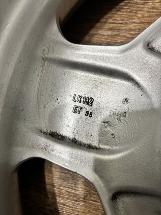 Моноблоки на Мерседес R16