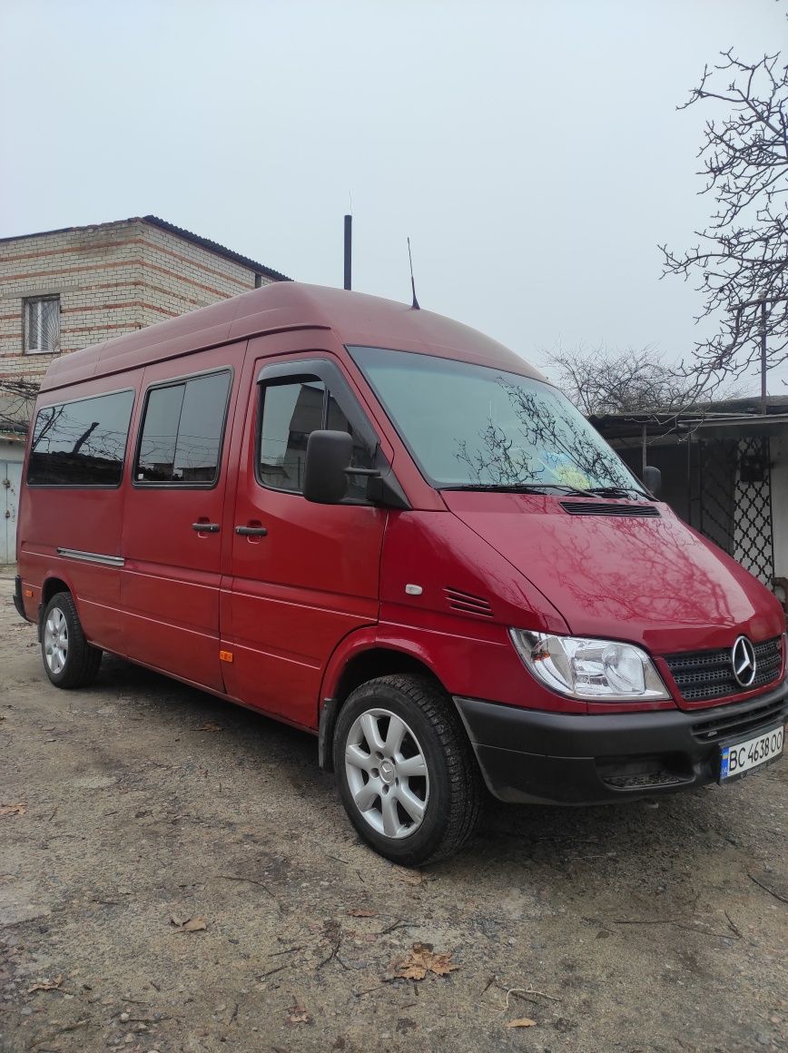 Mercedes sprinter 216 пассажир