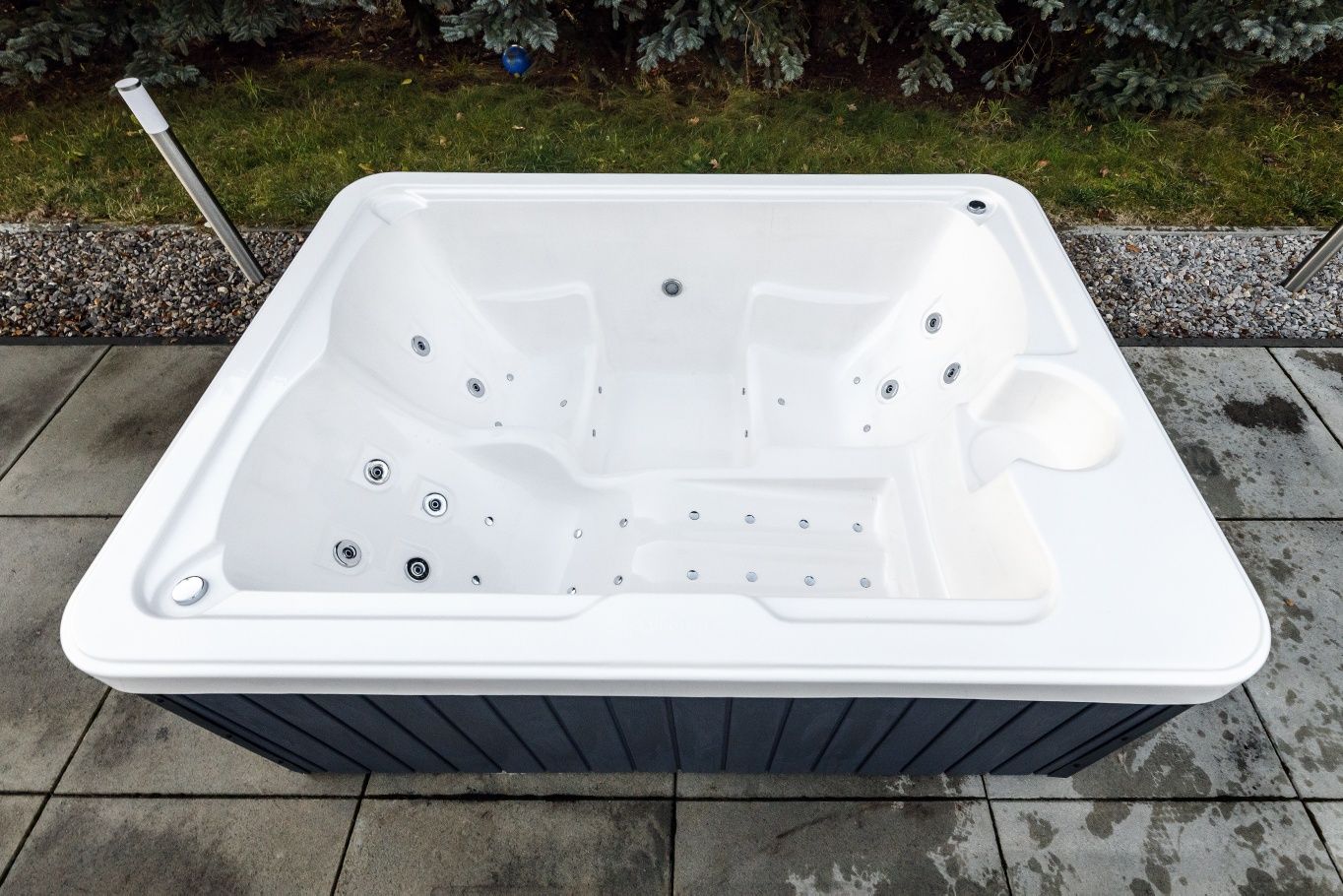 Nowość JACUZZI 3os 210 x 150 x 85cm idealne na taras balkon jakuzi