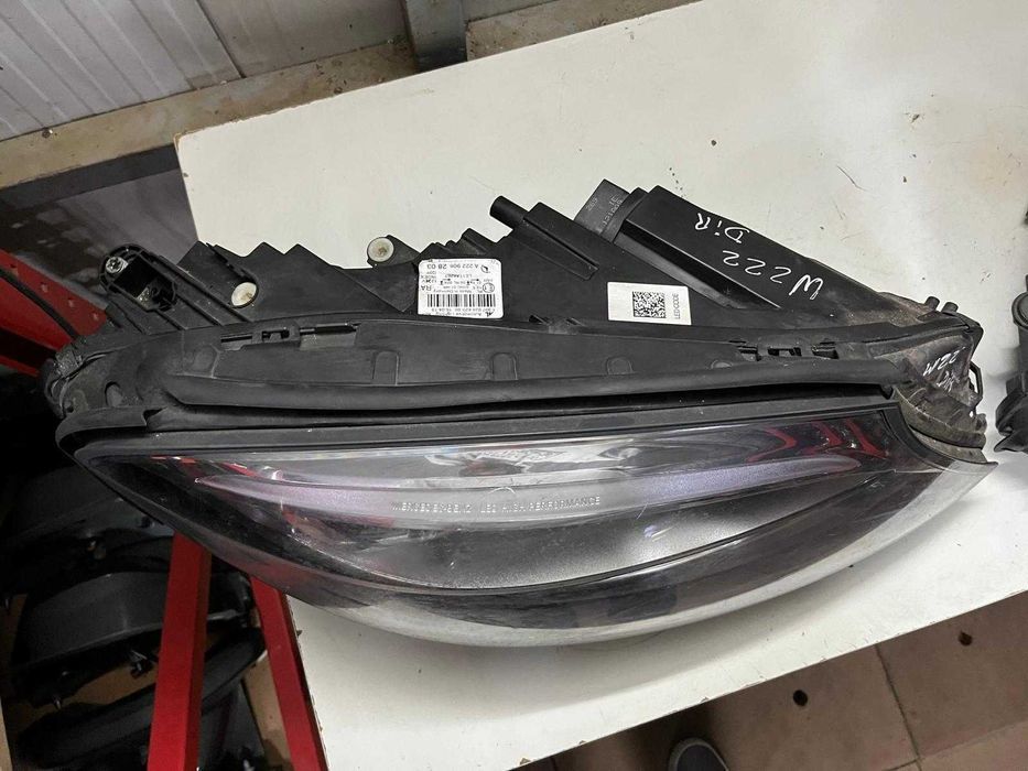 Par de Faróis Mercedes S W222