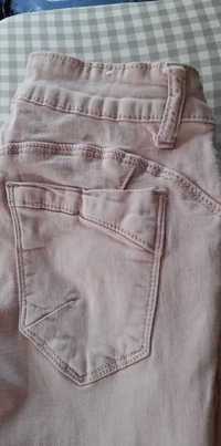 Spodnie jeans pudrowy róż rozm M