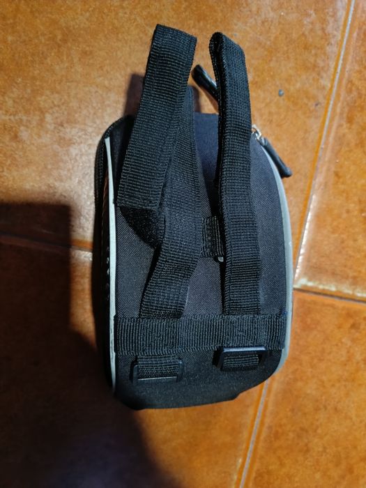 Suporte impermeável para telamóvel na bicicleta, Mota trotinete etc.