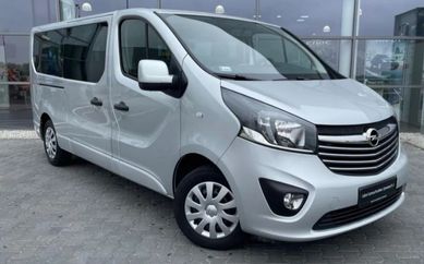 Wynajem busa 8+1 Opel Vivaro