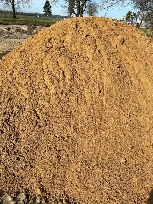 Kruszywo Ziemia Tłuczeń Kliniec Grysy Piach Frez Granit Kamień Gruz