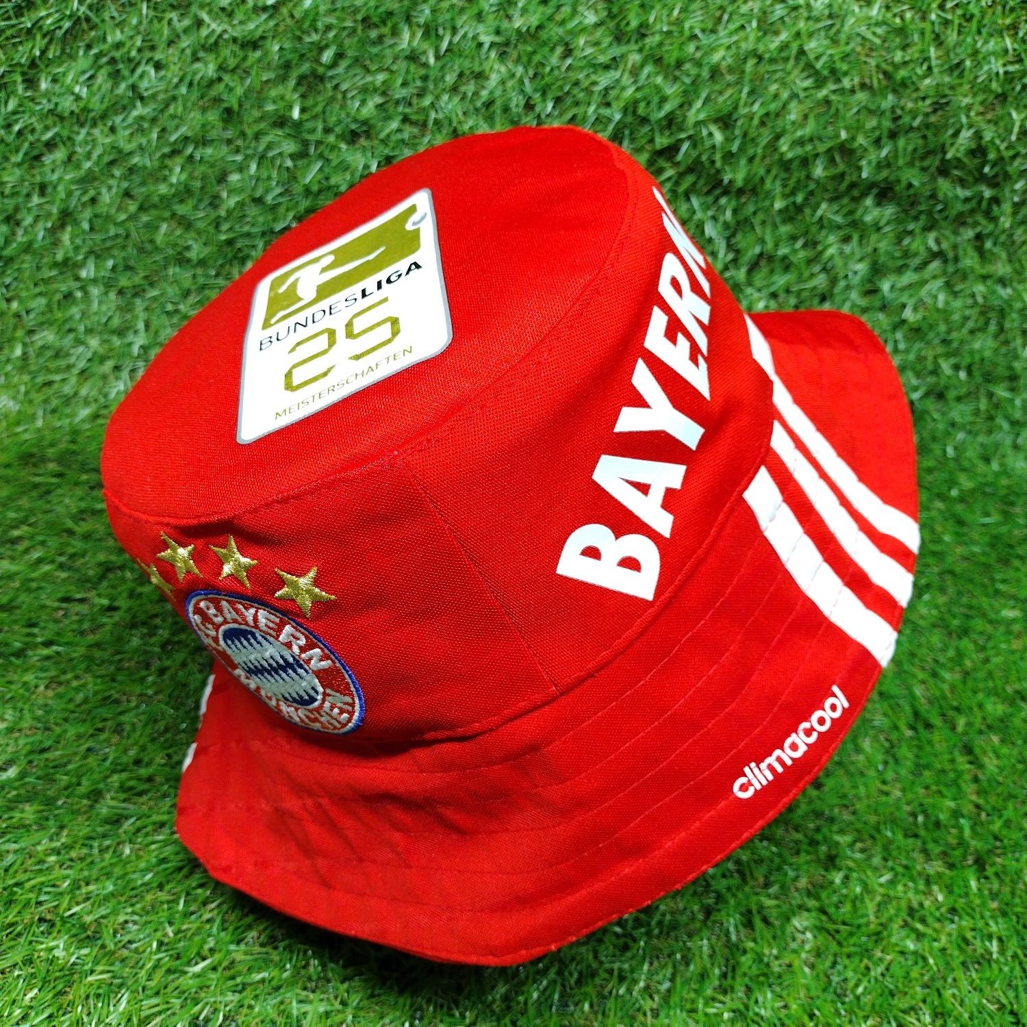 Czapka buckethats FC Bayern Monachium