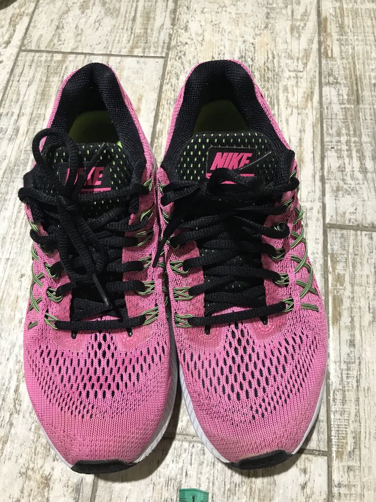 Кросівки жіночі бігові або в зал 40р Nike Zoom Pegasus