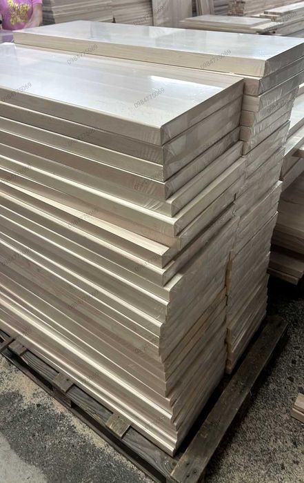 Сходи дерев'яні сходинки ступеньки матеріал Бук Дуб