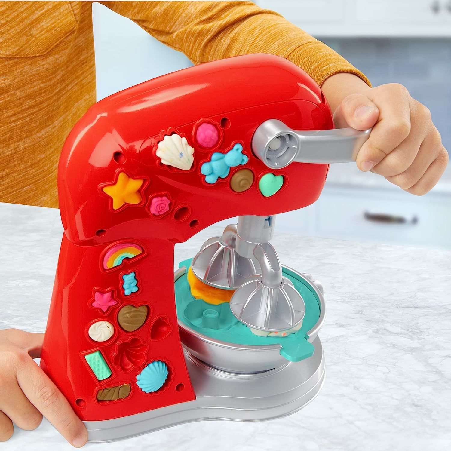 Play Doh Kitchen Magical Mixer. Плей До магічний міксер, тістечка