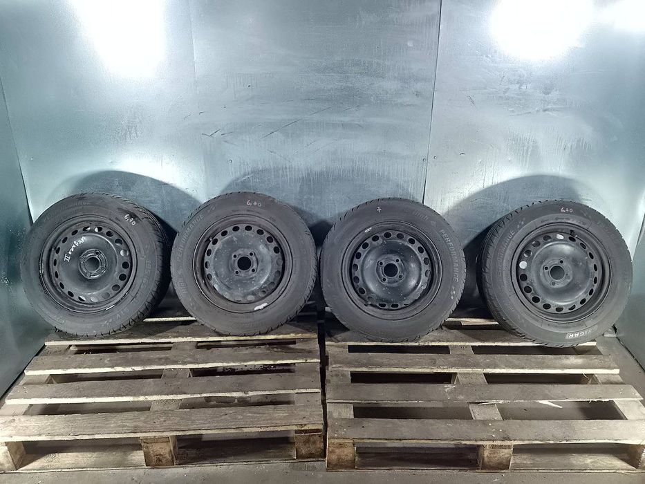 FELGI STALOWE KOMPLET 15 Z OPONAMI RENAULT MEGANE I ( 95-03 )