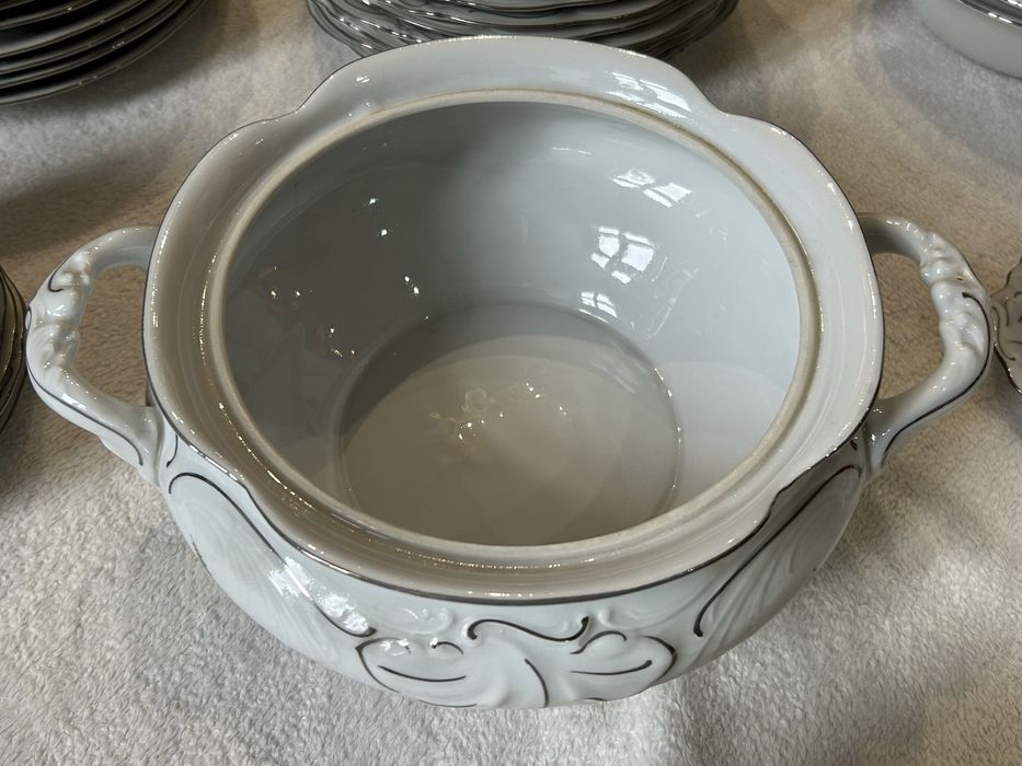 Nowa porcelana walbrzyska PRL na 12 osób