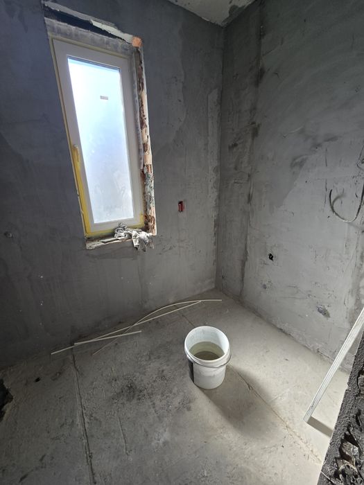 Продам квартиру з кладовою в центрі  міста