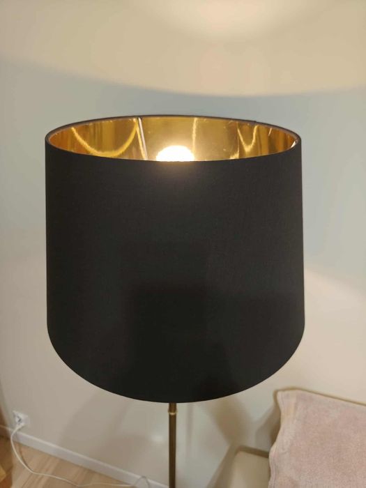 Lampa stojąca podlogowa