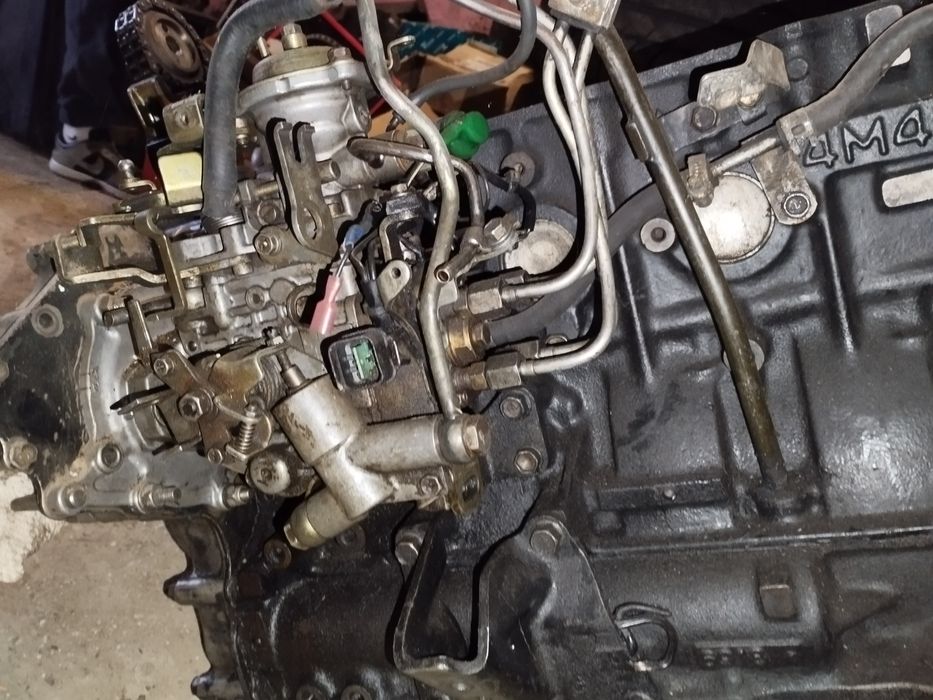 Продам блок двигуна Mitsubishi 4M40 2.8
