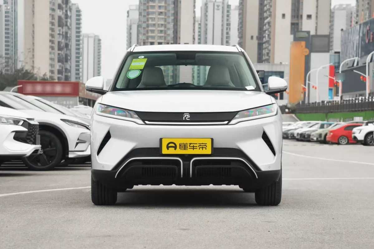Електромобіль BYD Yuan Up .  AUTOCHINA  Кривий Ріг .