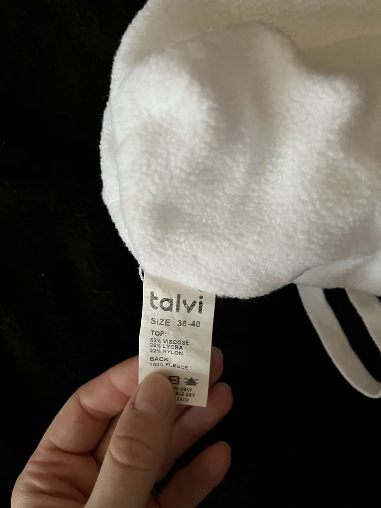 Продам шапочку зимову