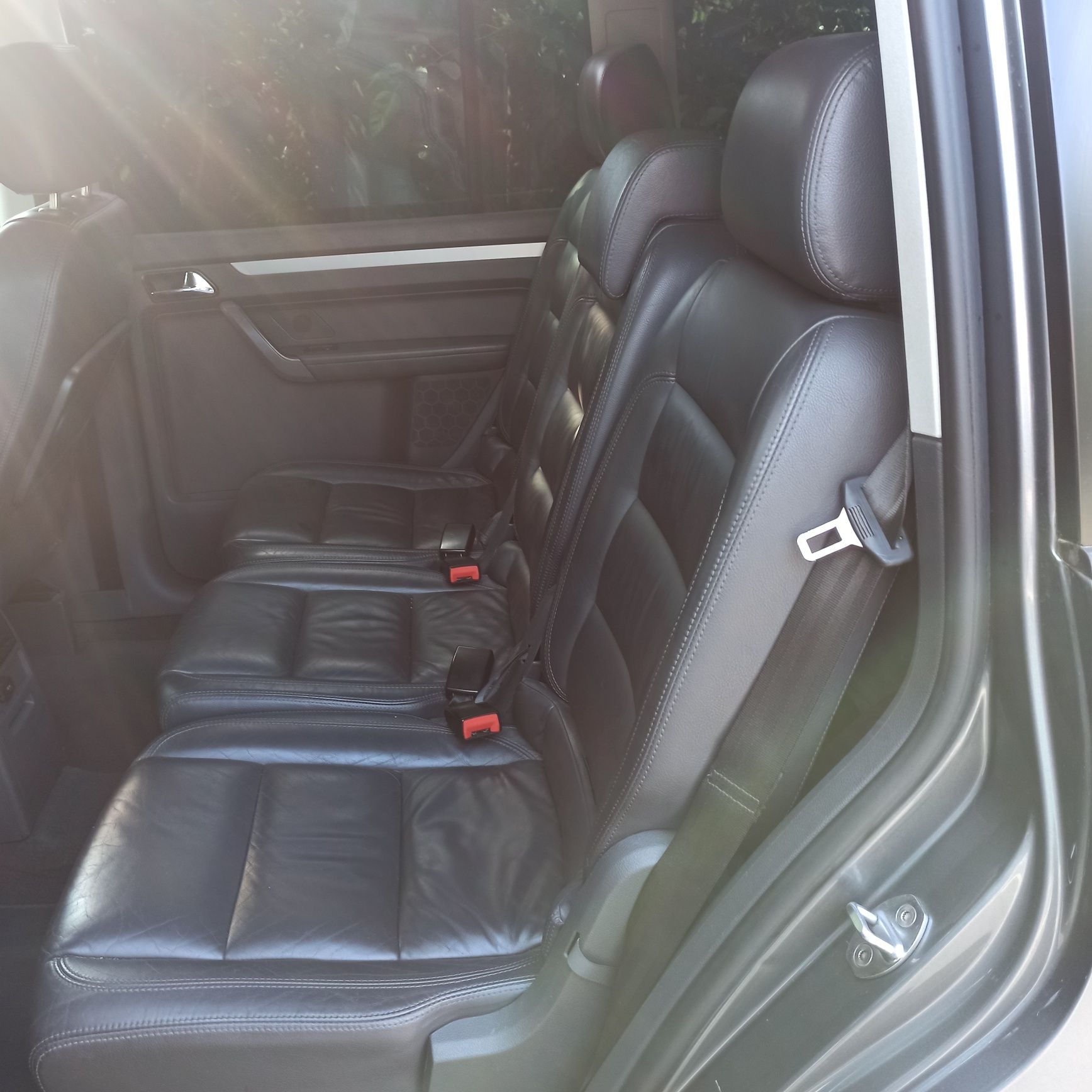 Продам Авто Volkswagen Touran 2 FSI